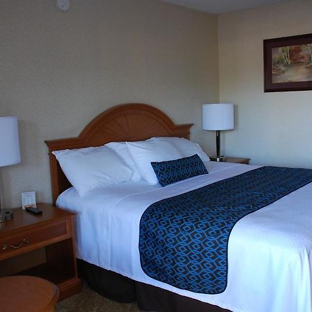 Chief Motel Фейетвилл Экстерьер фото